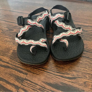 Women’s Chaco Size 8 Black & Pink